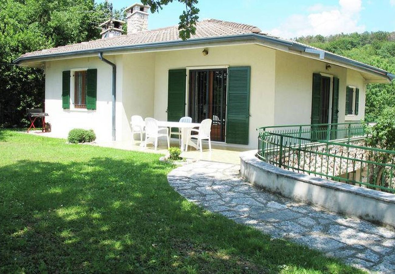 Villa a Torri del Benaco - Villa Bardino