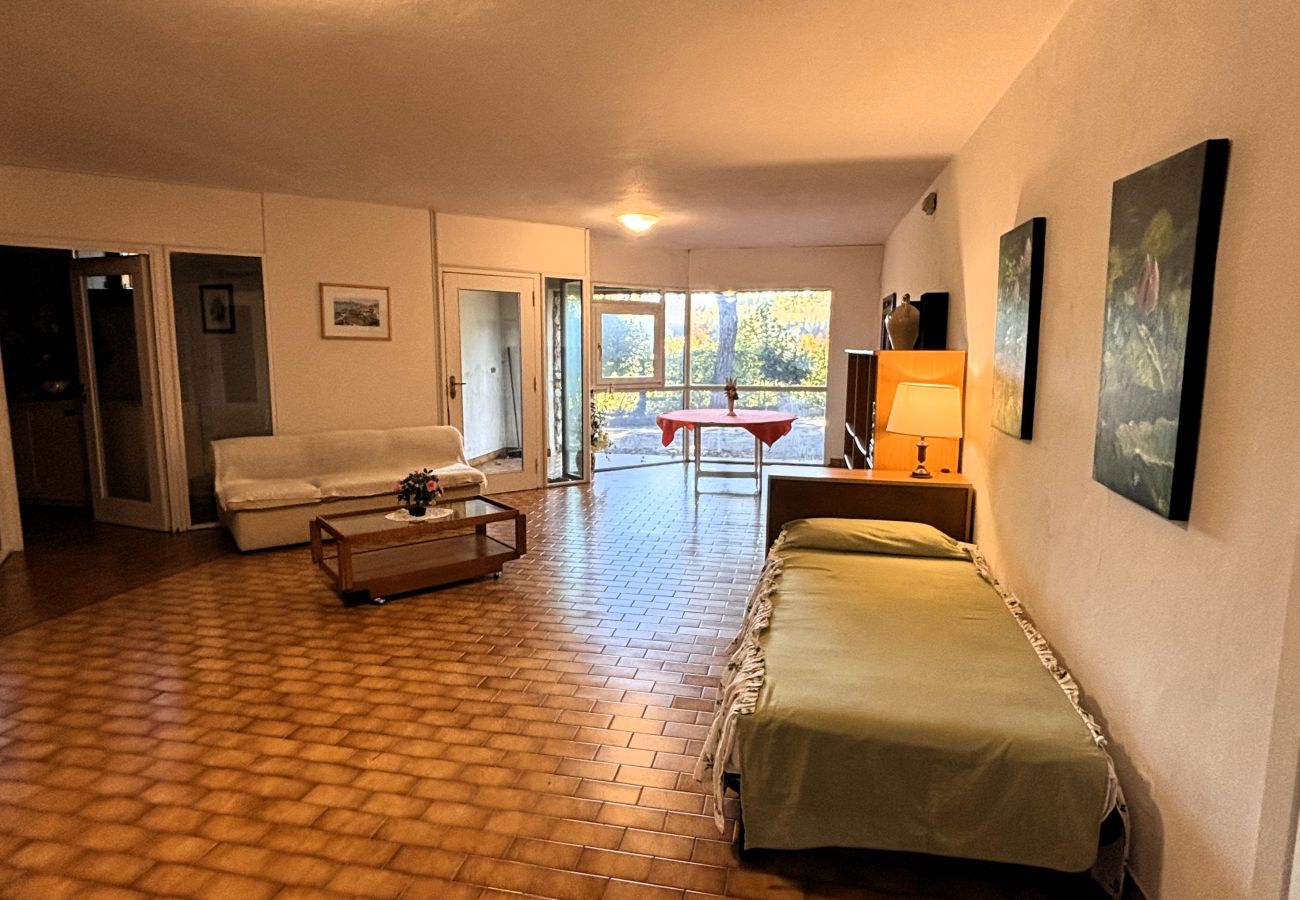 Villa a Torri del Benaco - Villa Bardino