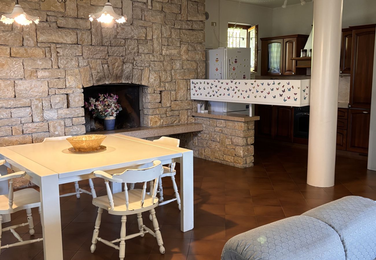 Villa a Torri del Benaco - Villa Bardino