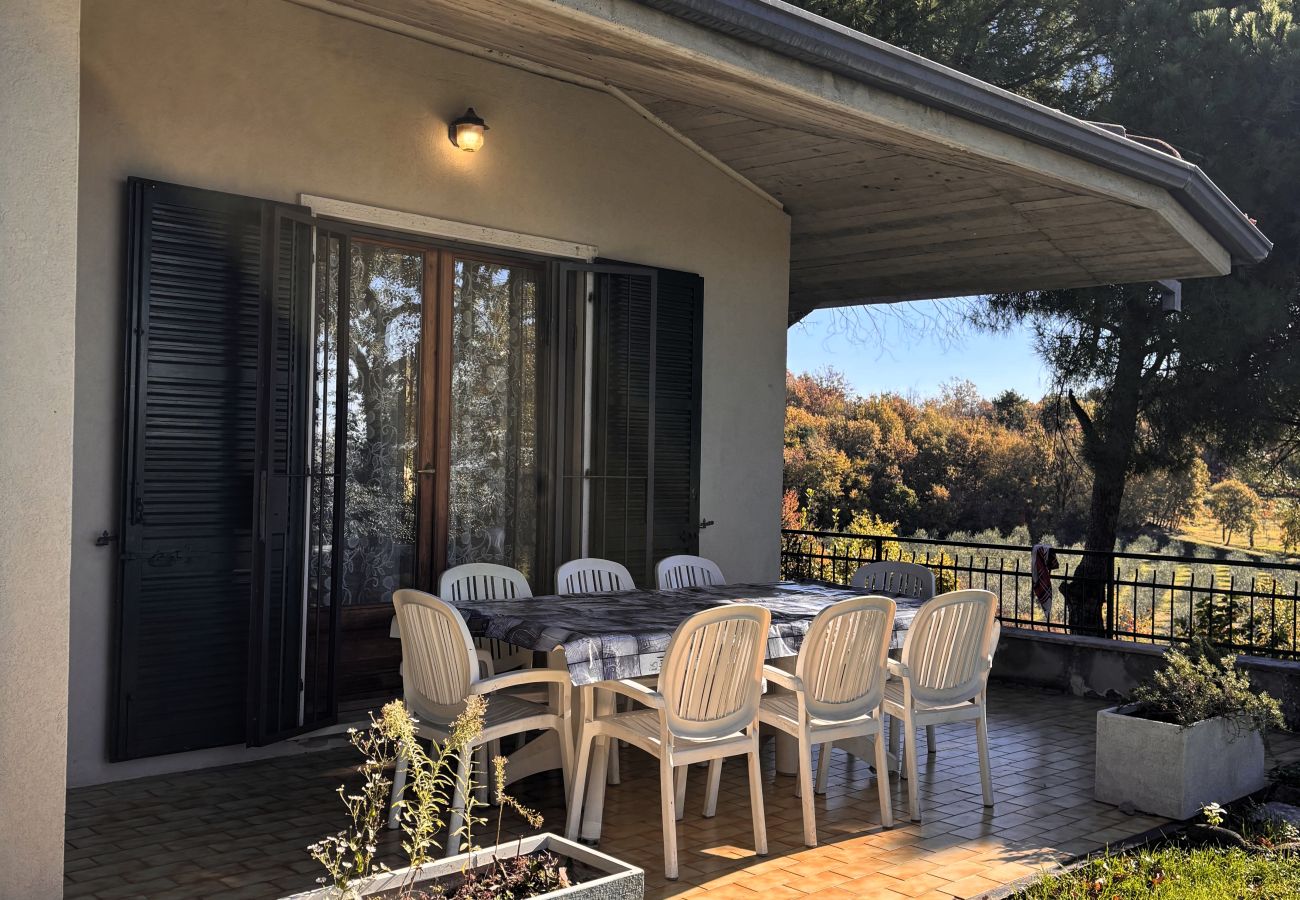 Villa a Torri del Benaco - Villa Bardino