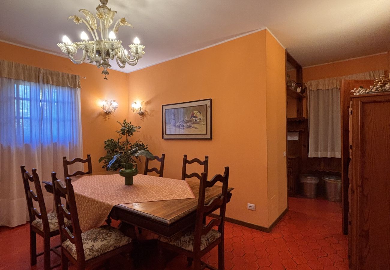 Villa a Torri del Benaco - Villa Margiò