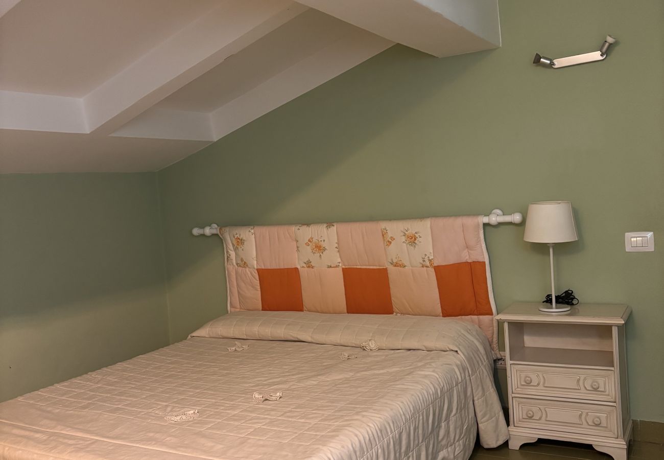 Villa a Torri del Benaco - Villa Margiò