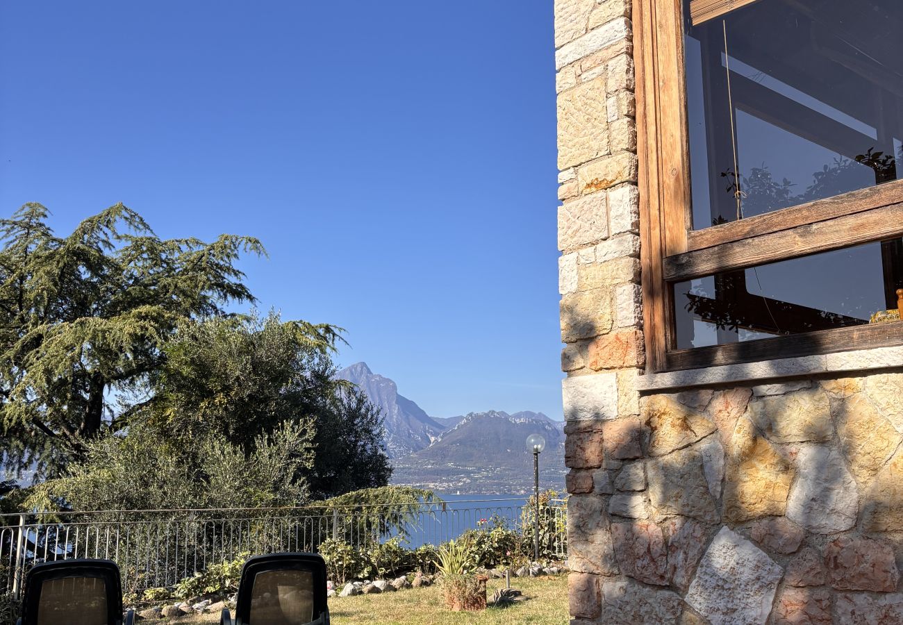 Villa a Torri del Benaco - Villa Margiò