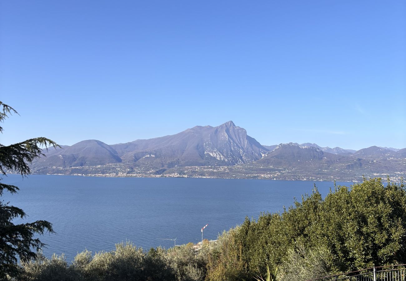 Villa a Torri del Benaco - Villa Margiò