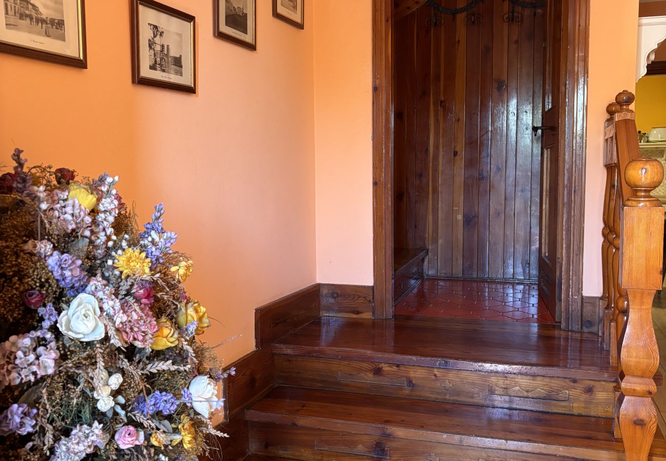 Villa a Torri del Benaco - Villa Margiò