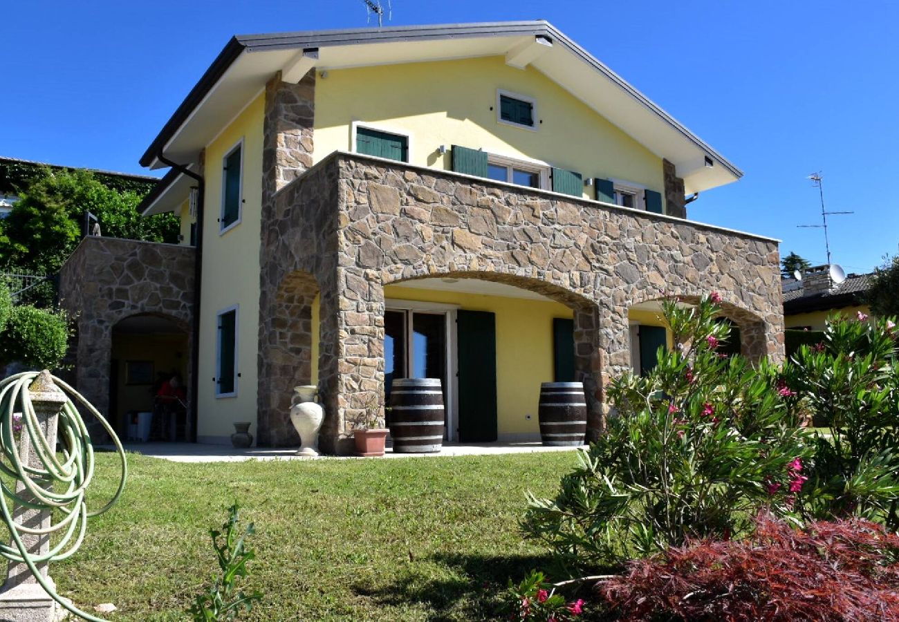 Villa a San Zeno di Montagna - Villa Miravista