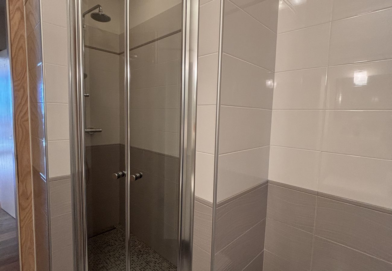 Villa a San Zeno di Montagna - Villa Miravista