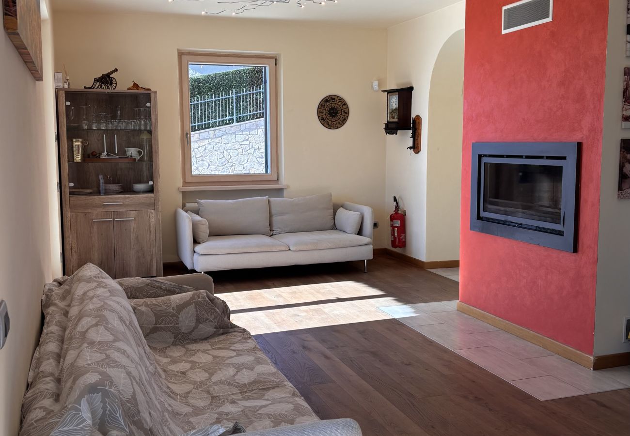 Villa a San Zeno di Montagna - Villa Miravista