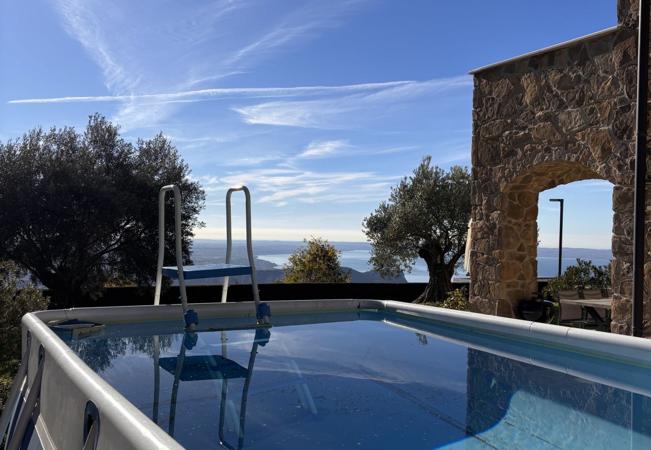 Villa a San Zeno di Montagna - Villa Miravista