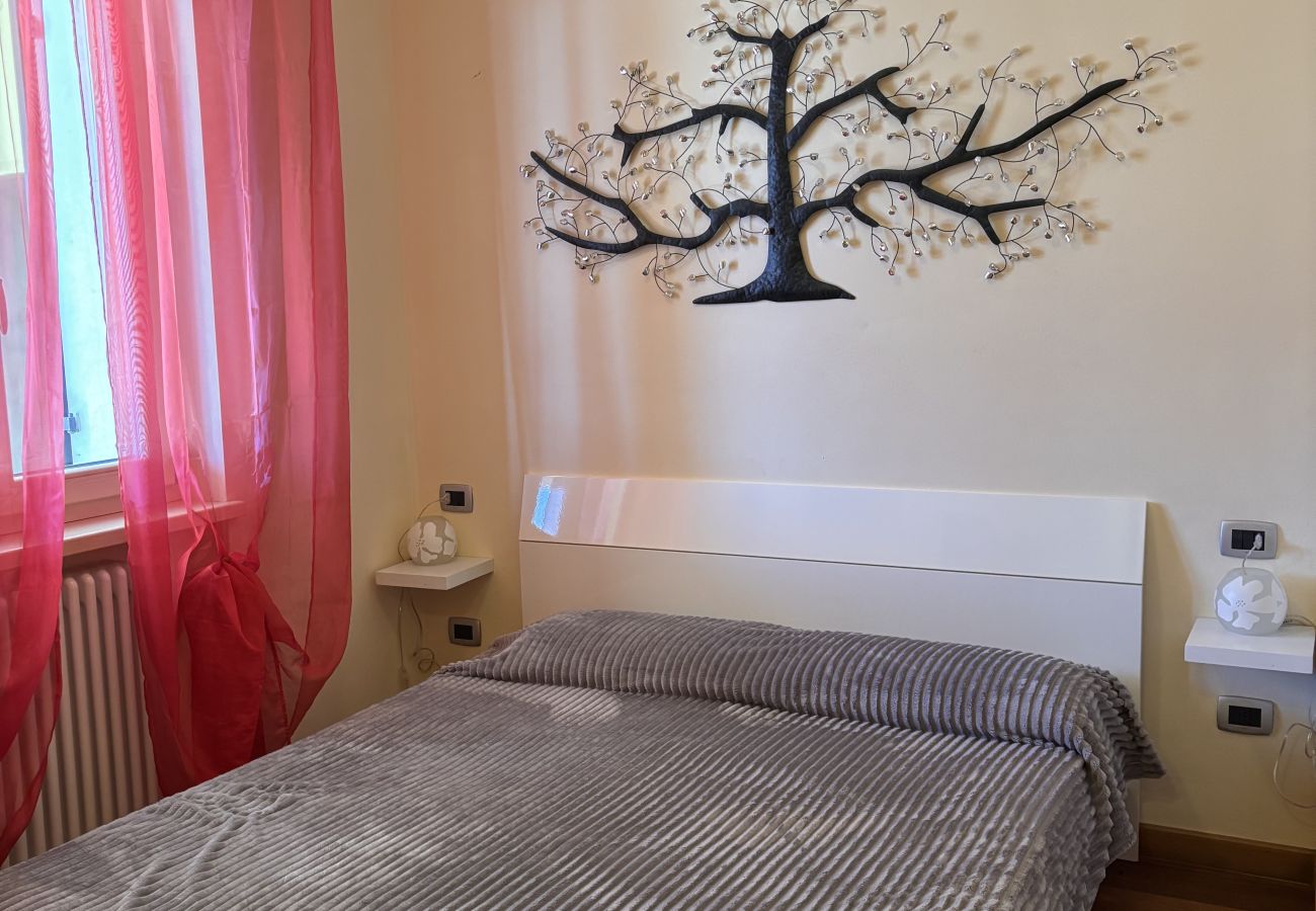 Villa a San Zeno di Montagna - Villa Miravista