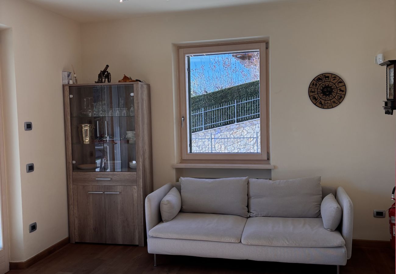 Villa a San Zeno di Montagna - Villa Miravista