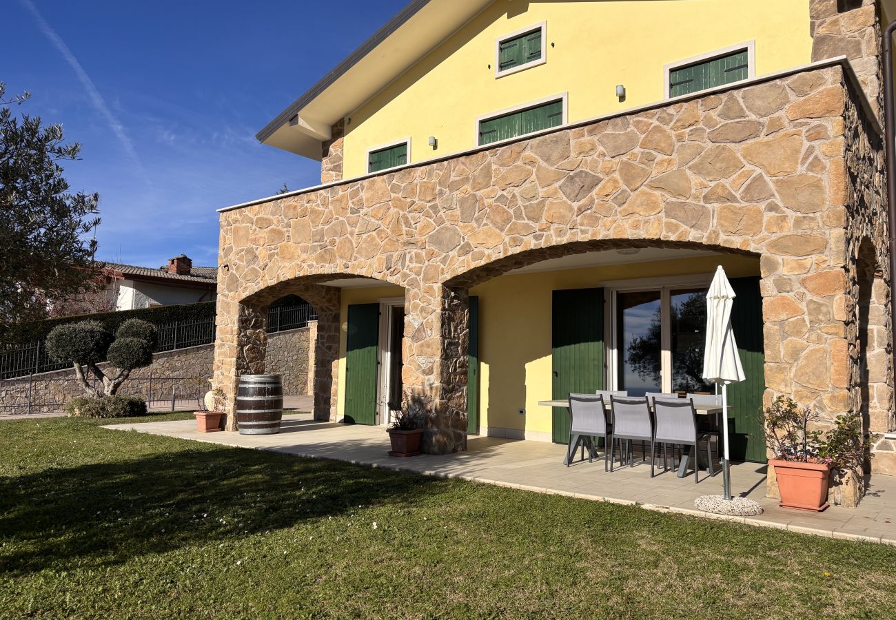 Villa a San Zeno di Montagna - Villa Miravista
