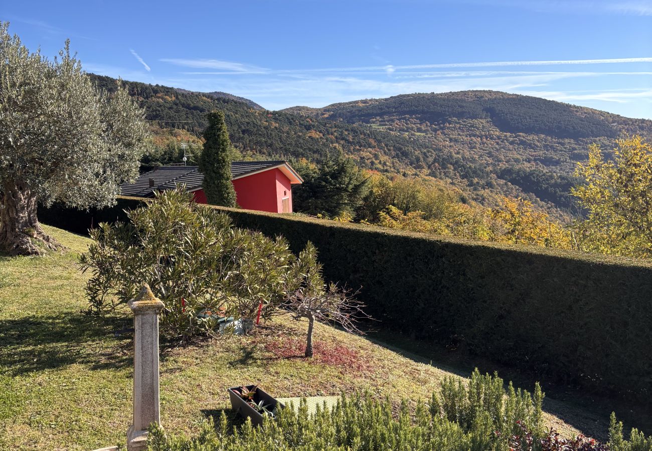 Villa a San Zeno di Montagna - Villa Miravista