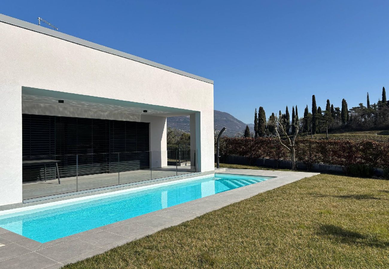 Villa a Costermano - Villa LagoBlu