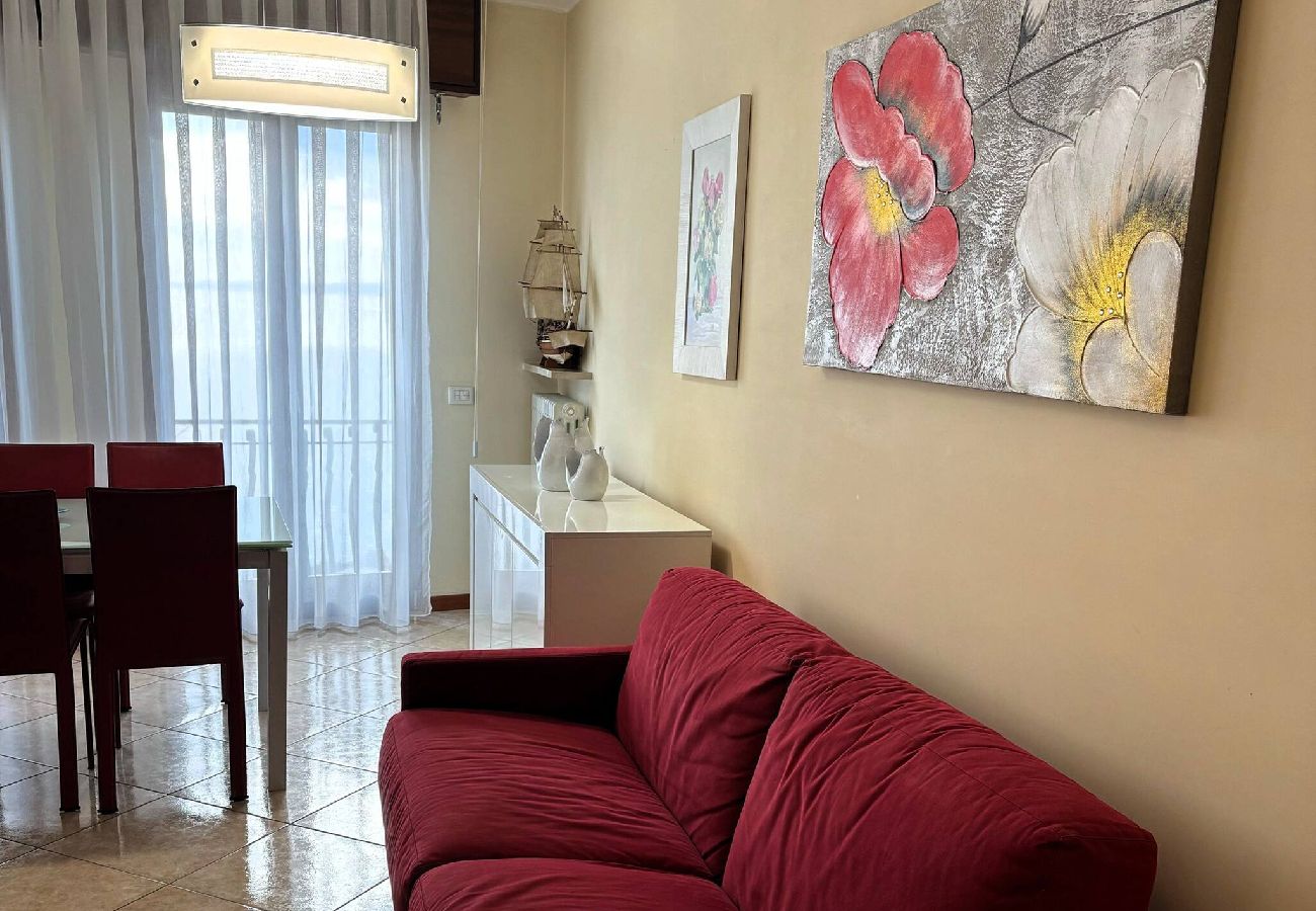 Appartamento a Garda - Casa Lungolago in centro a Garda