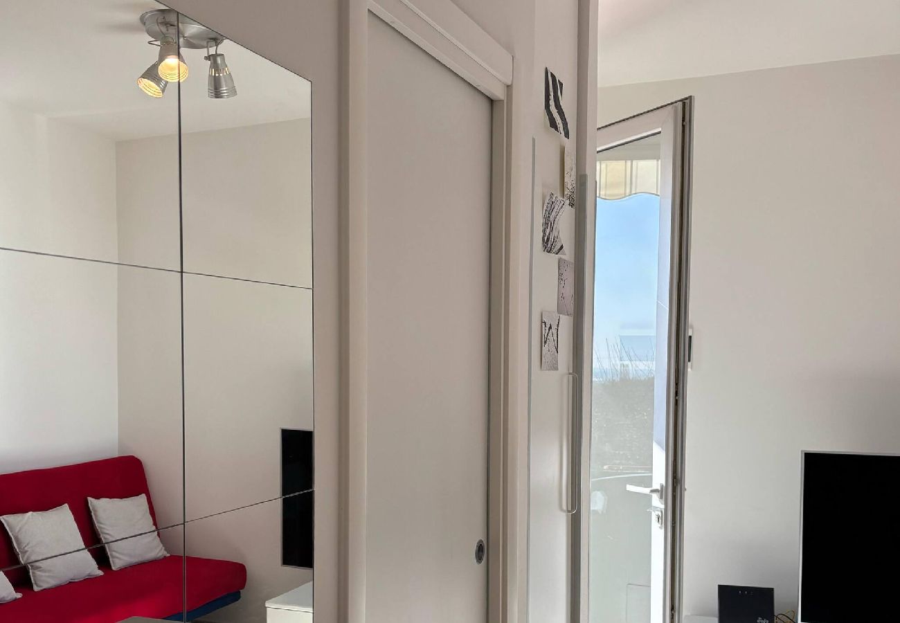 Ferienwohnung in Cavaion Veronese - Il Poggio Blu apartment