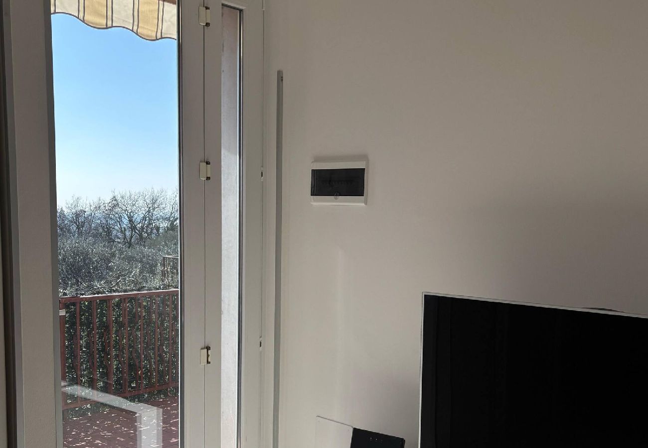 Ferienwohnung in Cavaion Veronese - Il Poggio Blu apartment