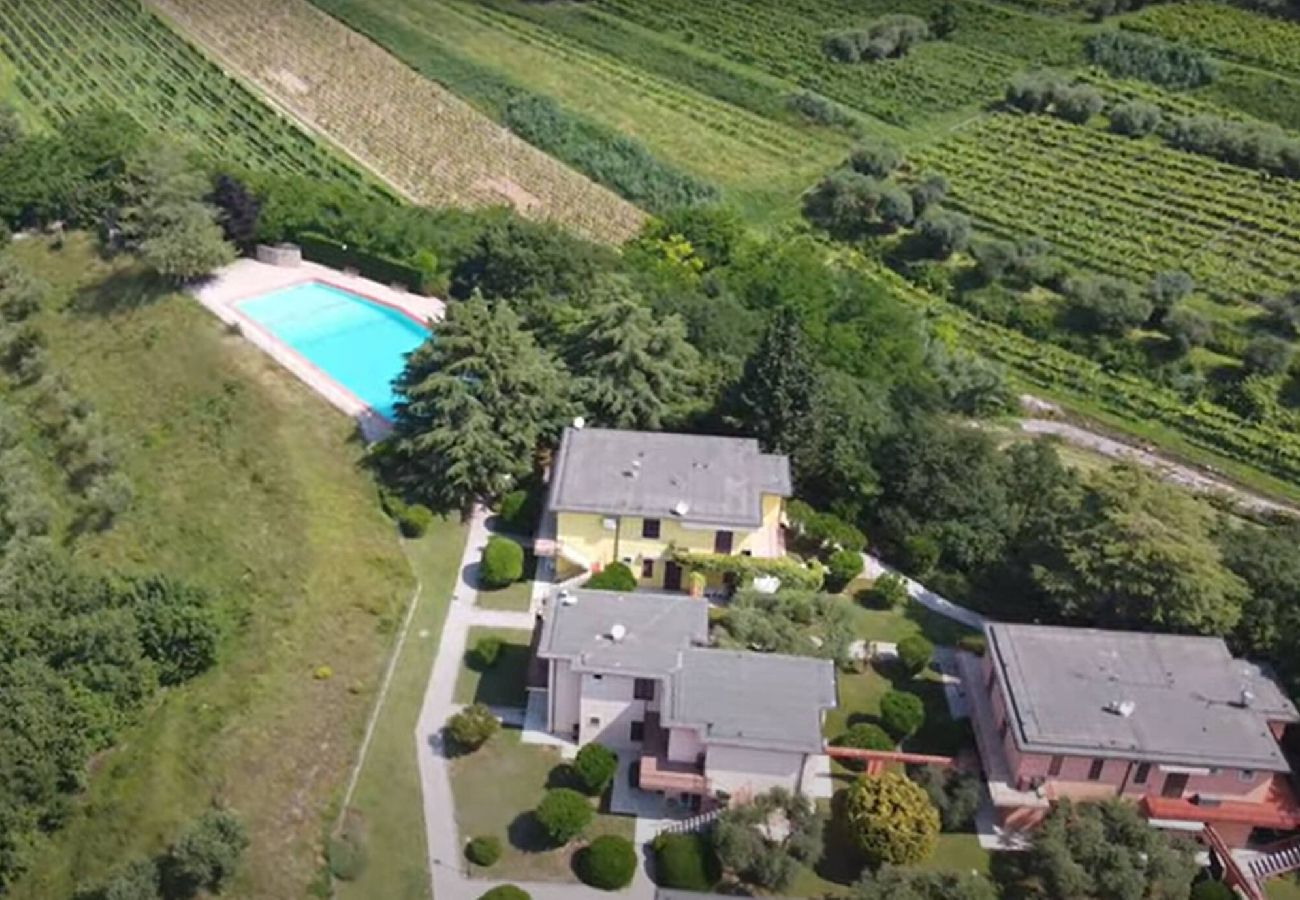 Ferienwohnung in Cavaion Veronese - Il Poggio Blu apartment