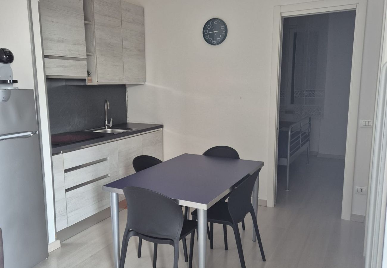 Ferienwohnung in Cavaion Veronese - Il Poggio Blu apartment