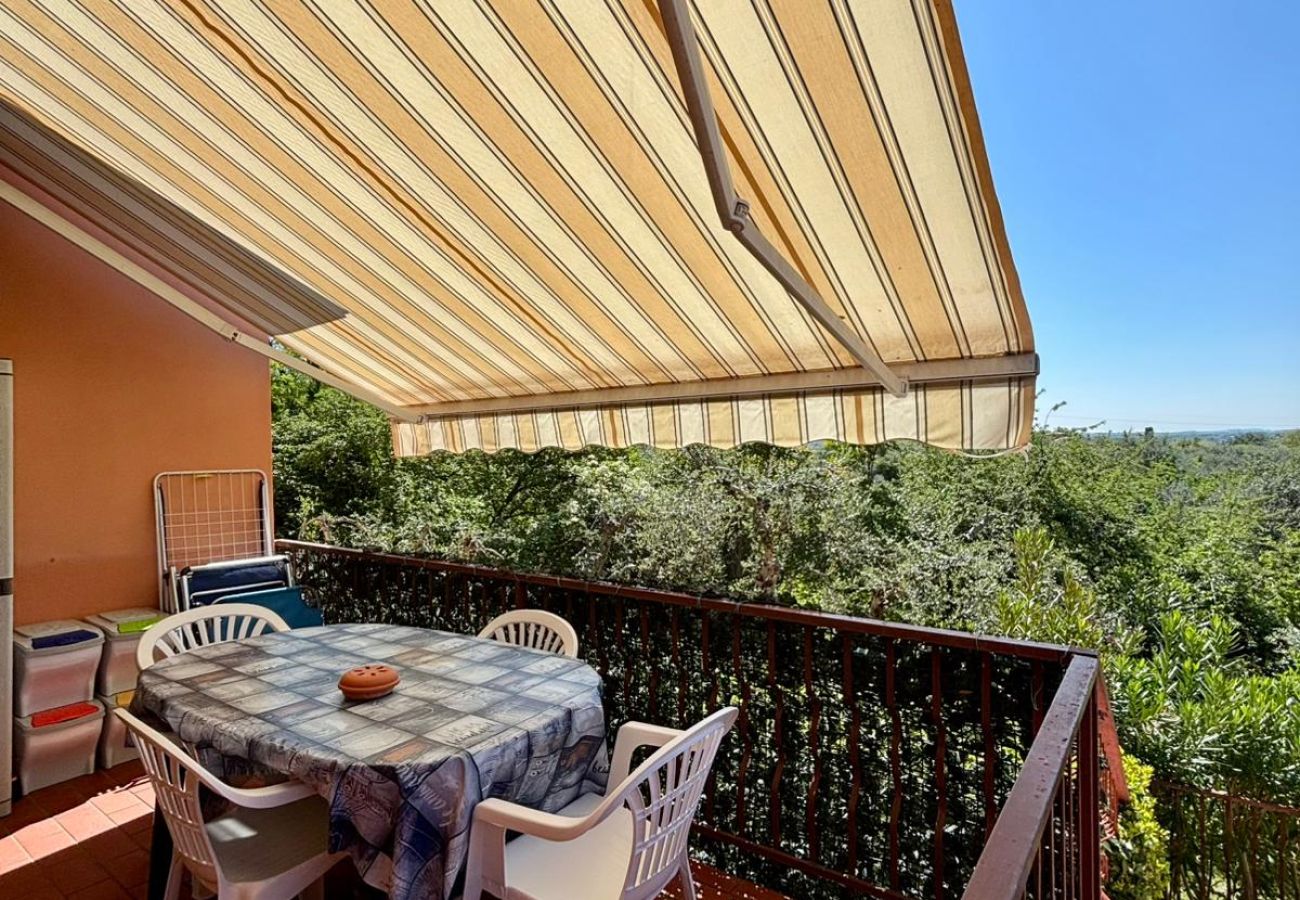 Ferienwohnung in Cavaion Veronese - Il Poggio Blu apartment
