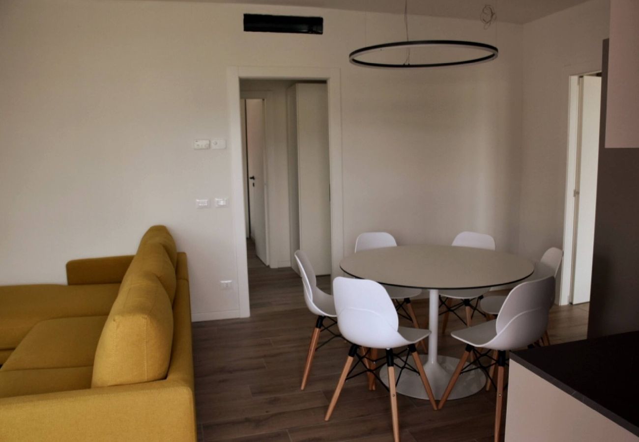 Ferienwohnung in Garda - LA BELLA apartment in Garda