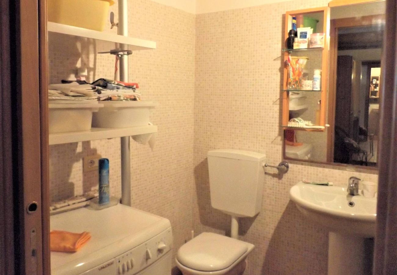 Ferienwohnung in Garda - Appartamento Casa Canevini a Garda