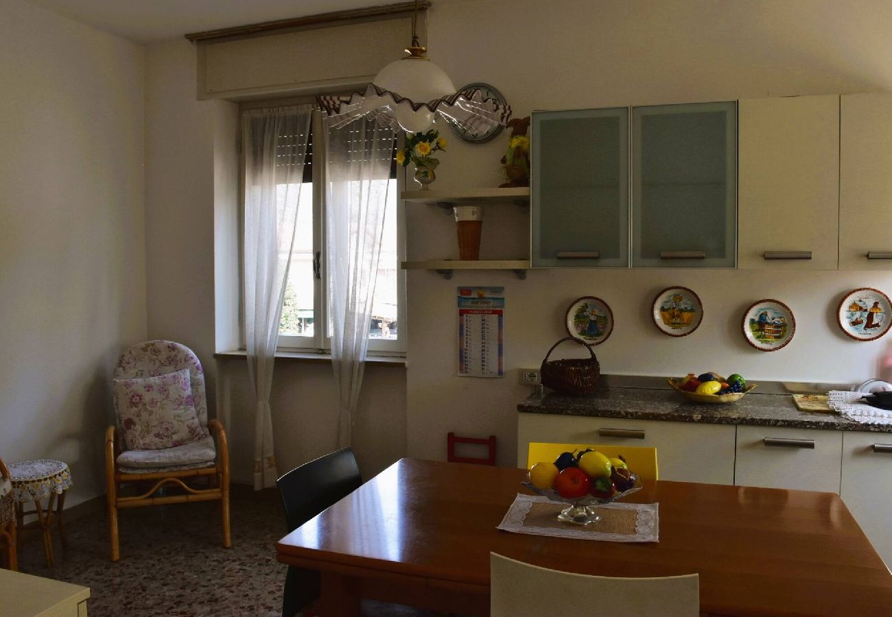 Ferienwohnung in Garda - Casa Leopardi - Holiday Apartment in Garda