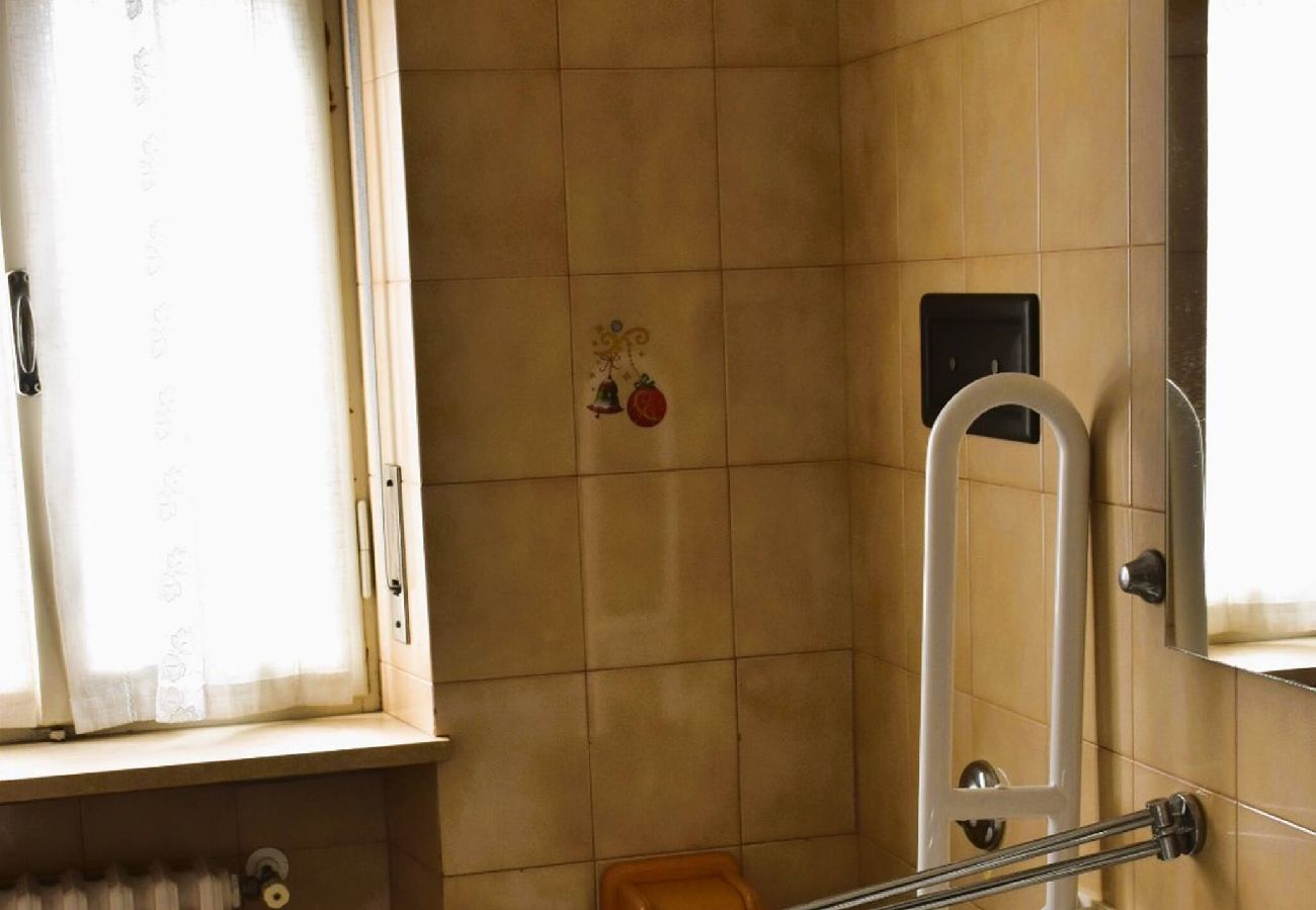 Ferienwohnung in Garda - Casa Leopardi - Holiday Apartment in Garda