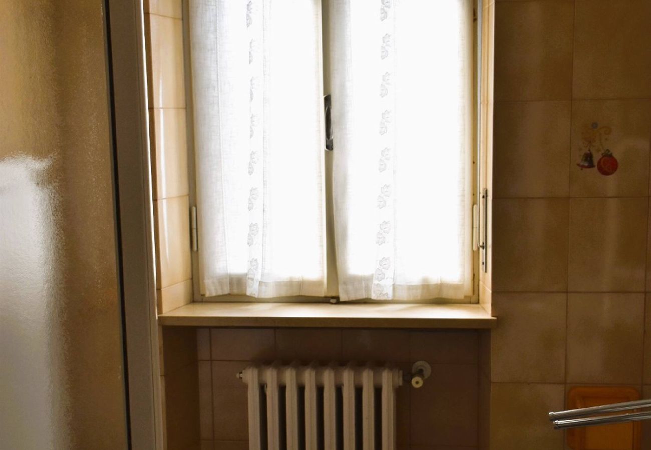 Ferienwohnung in Garda - Casa Leopardi - Holiday Apartment in Garda