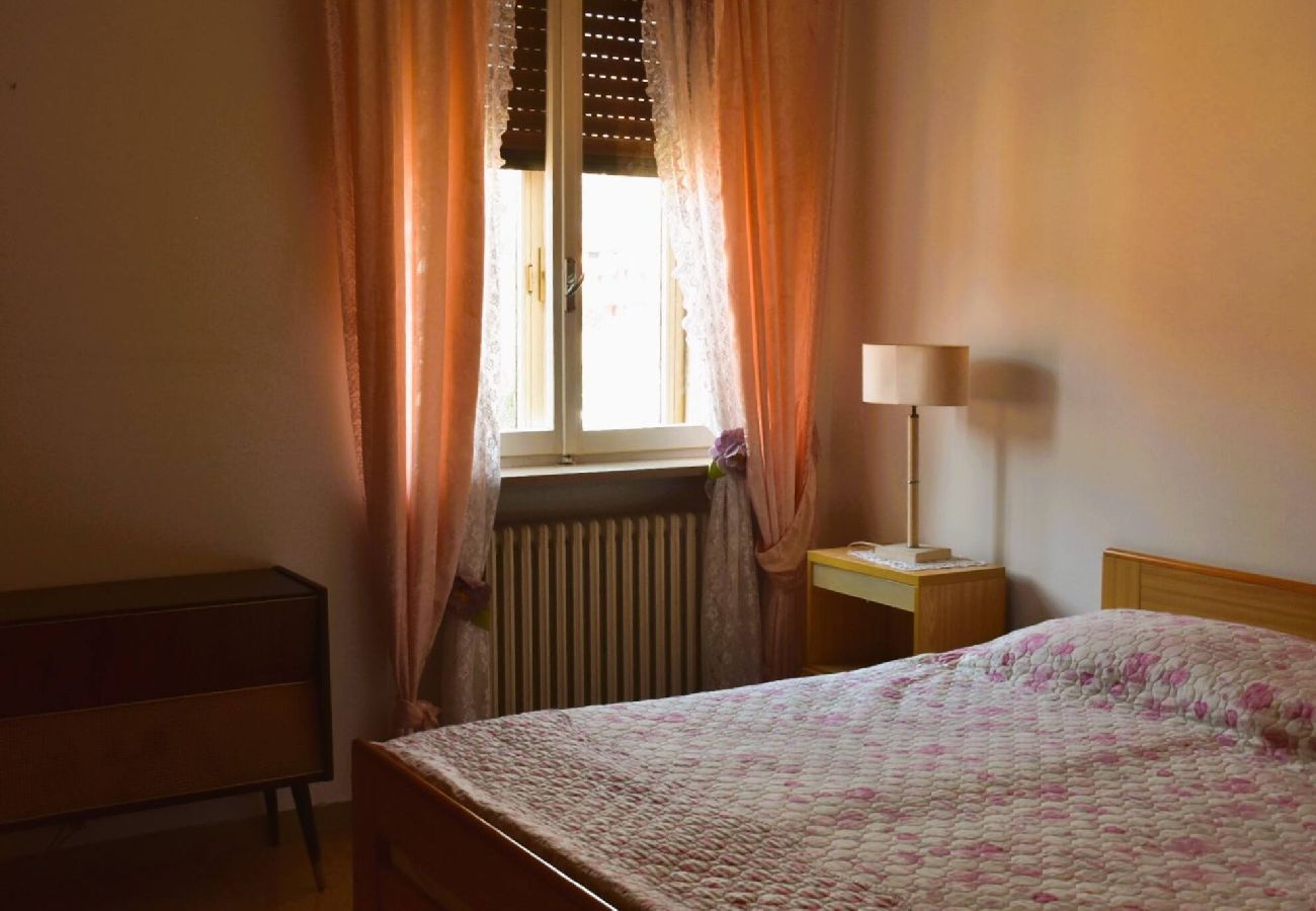 Ferienwohnung in Garda - Casa Leopardi - Holiday Apartment in Garda