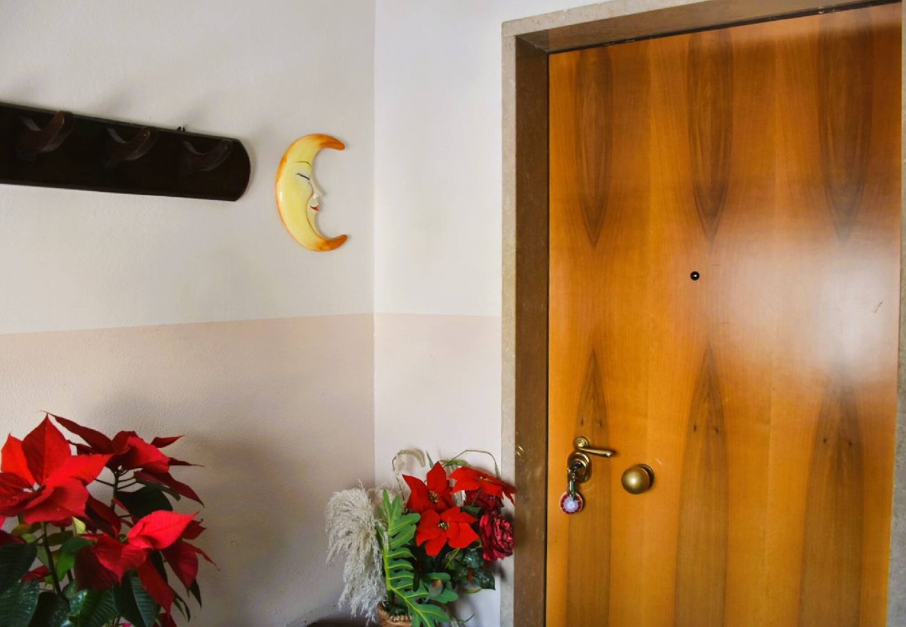 Ferienwohnung in Garda - Casa Leopardi - Holiday Apartment in Garda