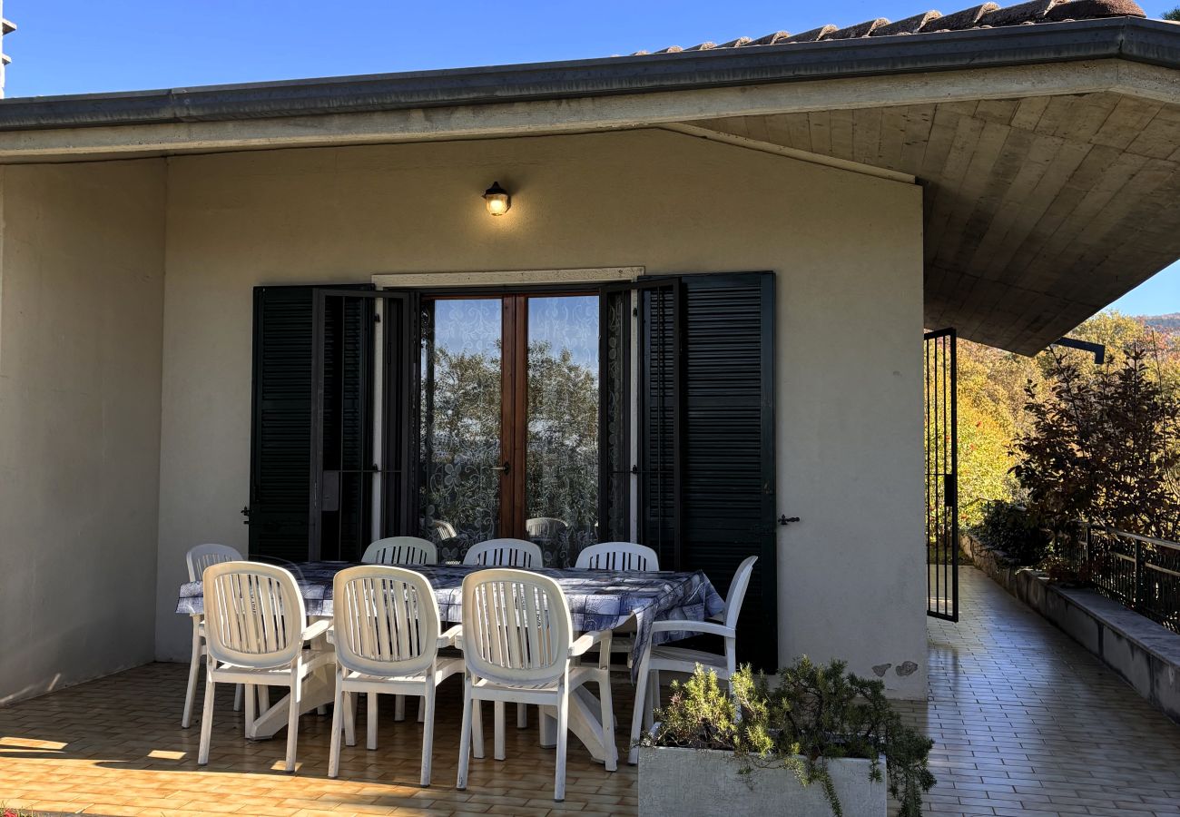 Villa in Torri del Benaco - Villa Bardino