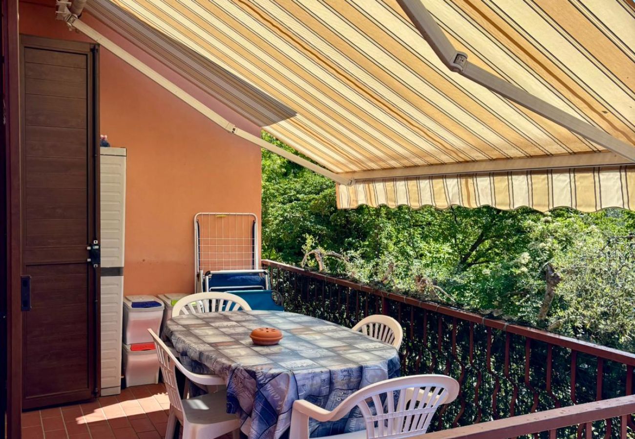 Apartment in Cavaion Veronese - Il Poggio Blu apartment