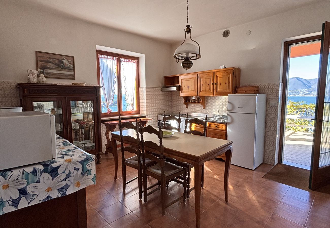 Villa in Torri del Benaco - Villa Patrizia