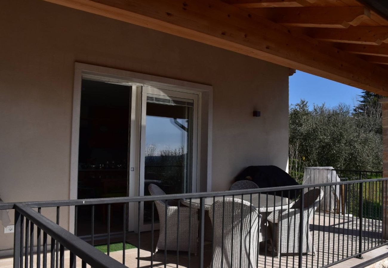 Apartment in Caprino Veronese - Villetta Giare
