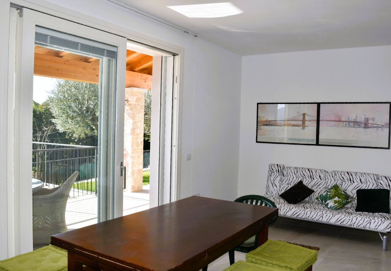 Apartment in Caprino Veronese - Villetta Giare