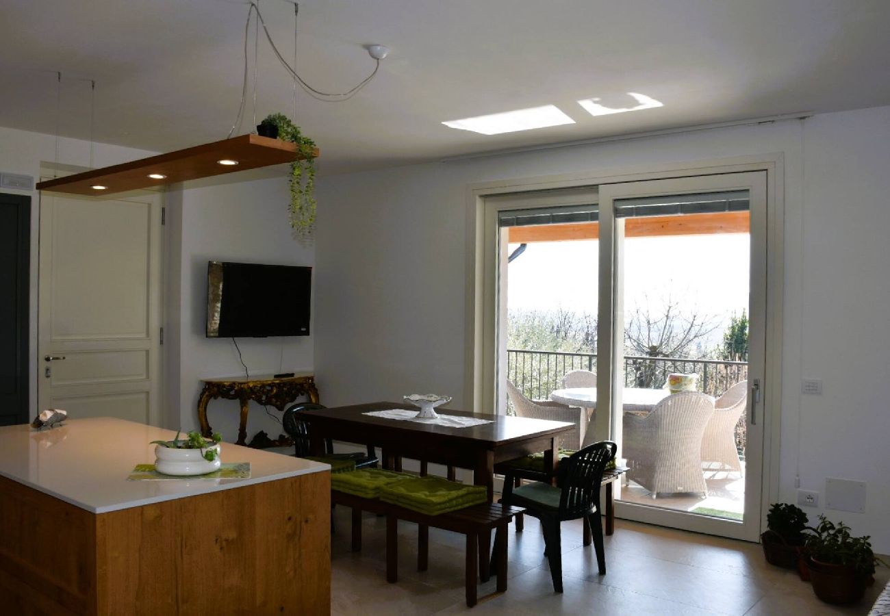 Apartment in Caprino Veronese - Villetta Giare