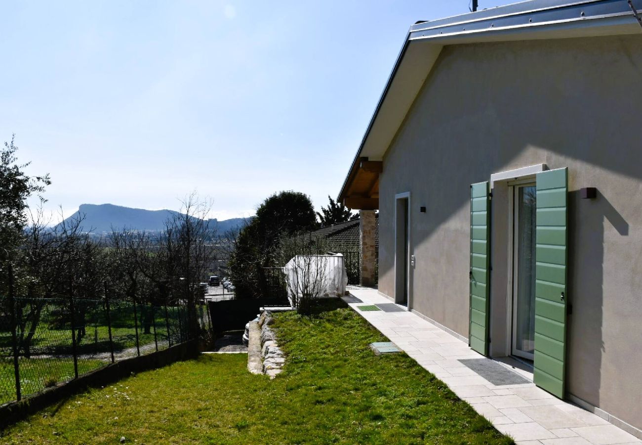 Apartment in Caprino Veronese - Villetta Giare