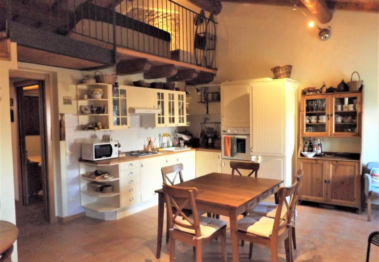 Apartment in Garda - Appartamento Casa Canevini a Garda