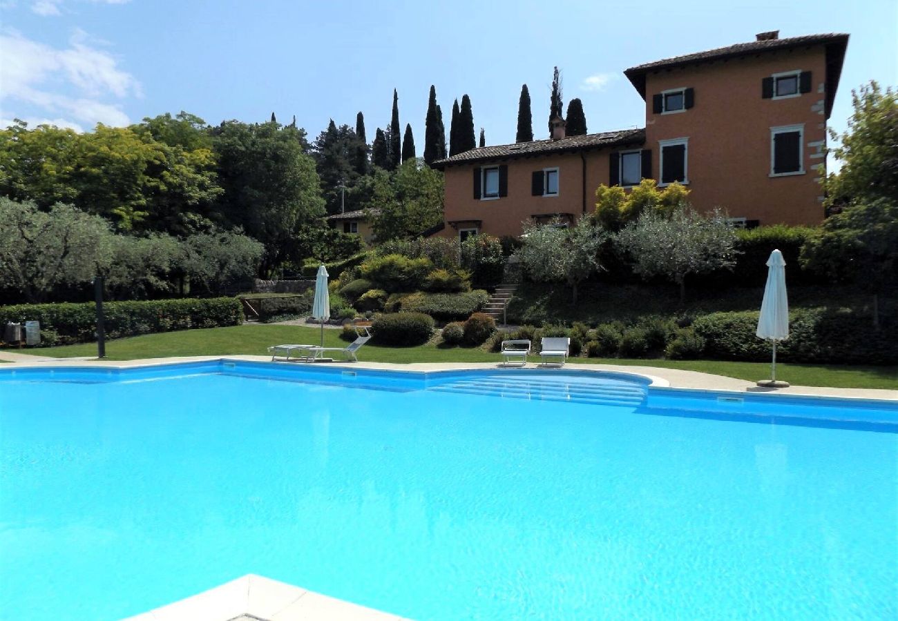 Apartment in Costermano - Cascina Cipressi