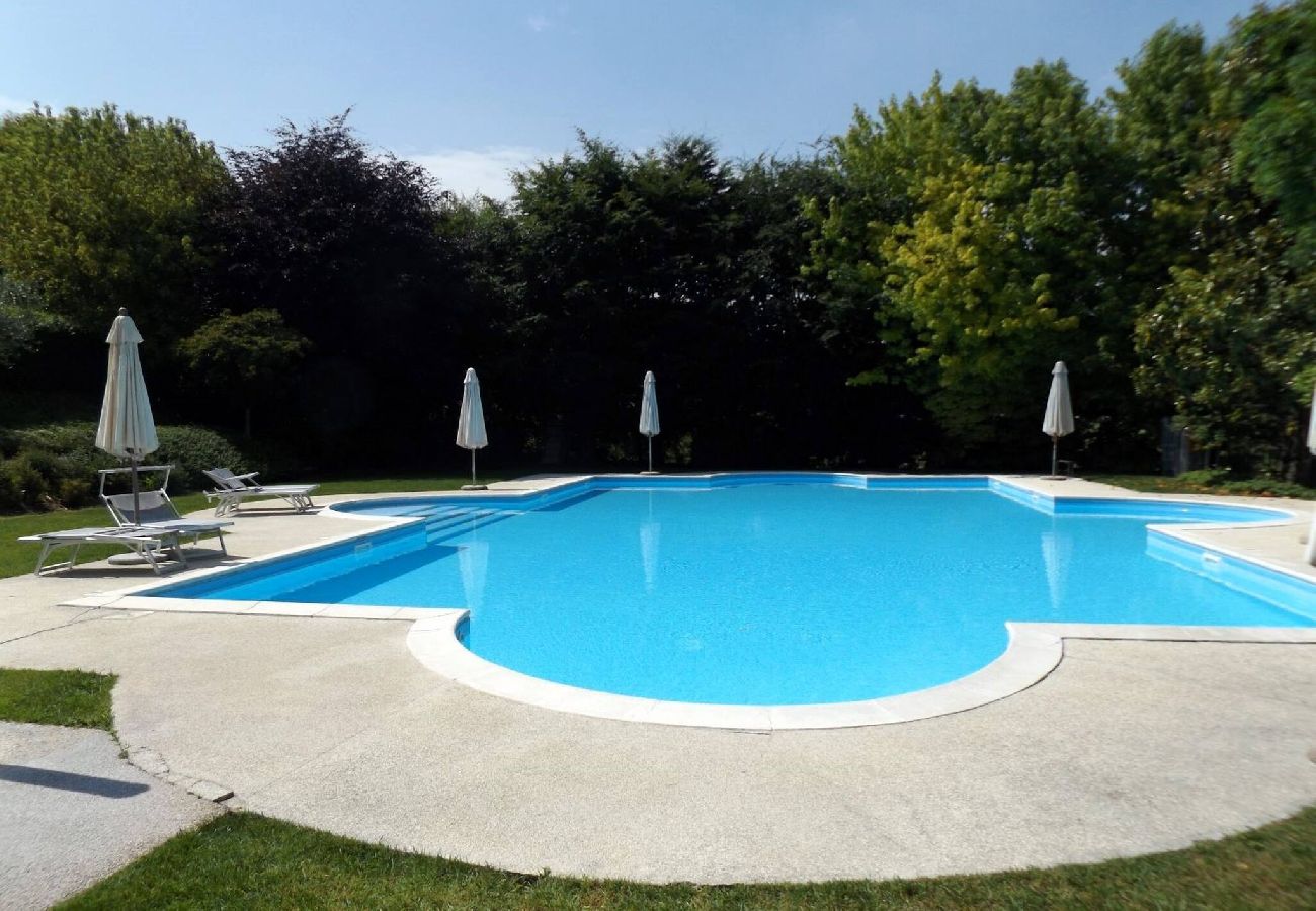 Apartment in Costermano - Cascina Cipressi