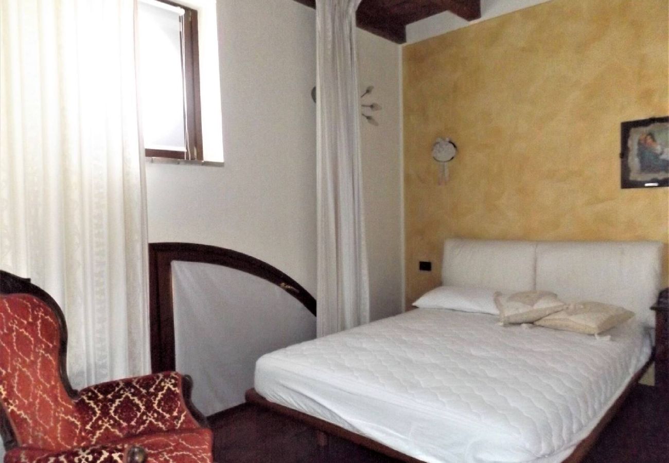 Apartment in Costermano - Cascina Cipressi