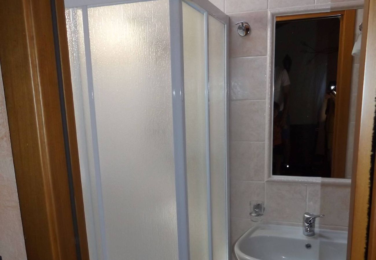 Apartment in Costermano - Cascina Cipressi