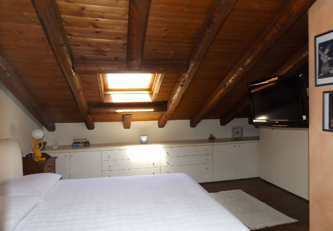 Apartment in Costermano - Cascina Cipressi