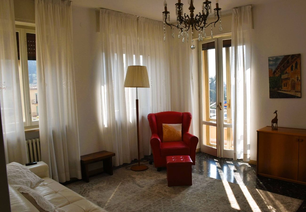 Apartment in Garda - Casa Leopardi - Holiday Apartment in Garda