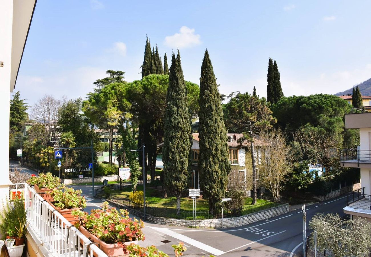 Apartment in Garda - Casa Leopardi - Holiday Apartment in Garda