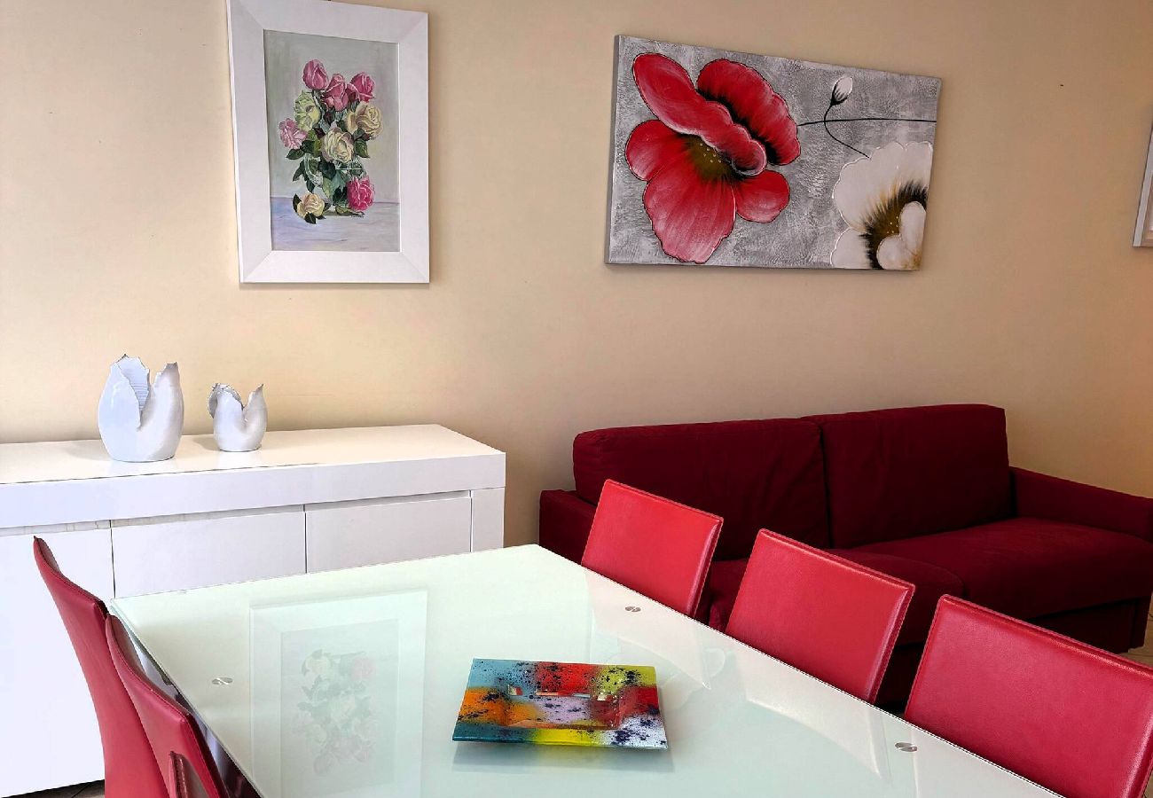 Apartment in Garda - Casa Lungolago in centro a Garda