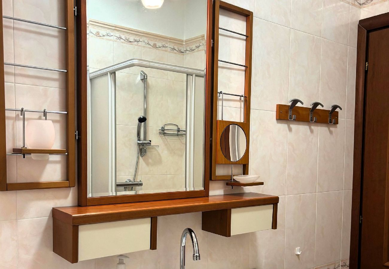 Apartment in Garda - Casa Lungolago in centro a Garda