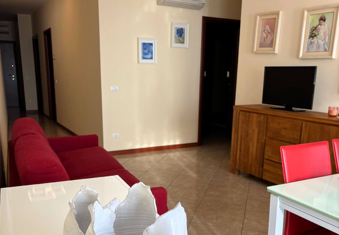 Apartment in Garda - Casa Lungolago in centro a Garda