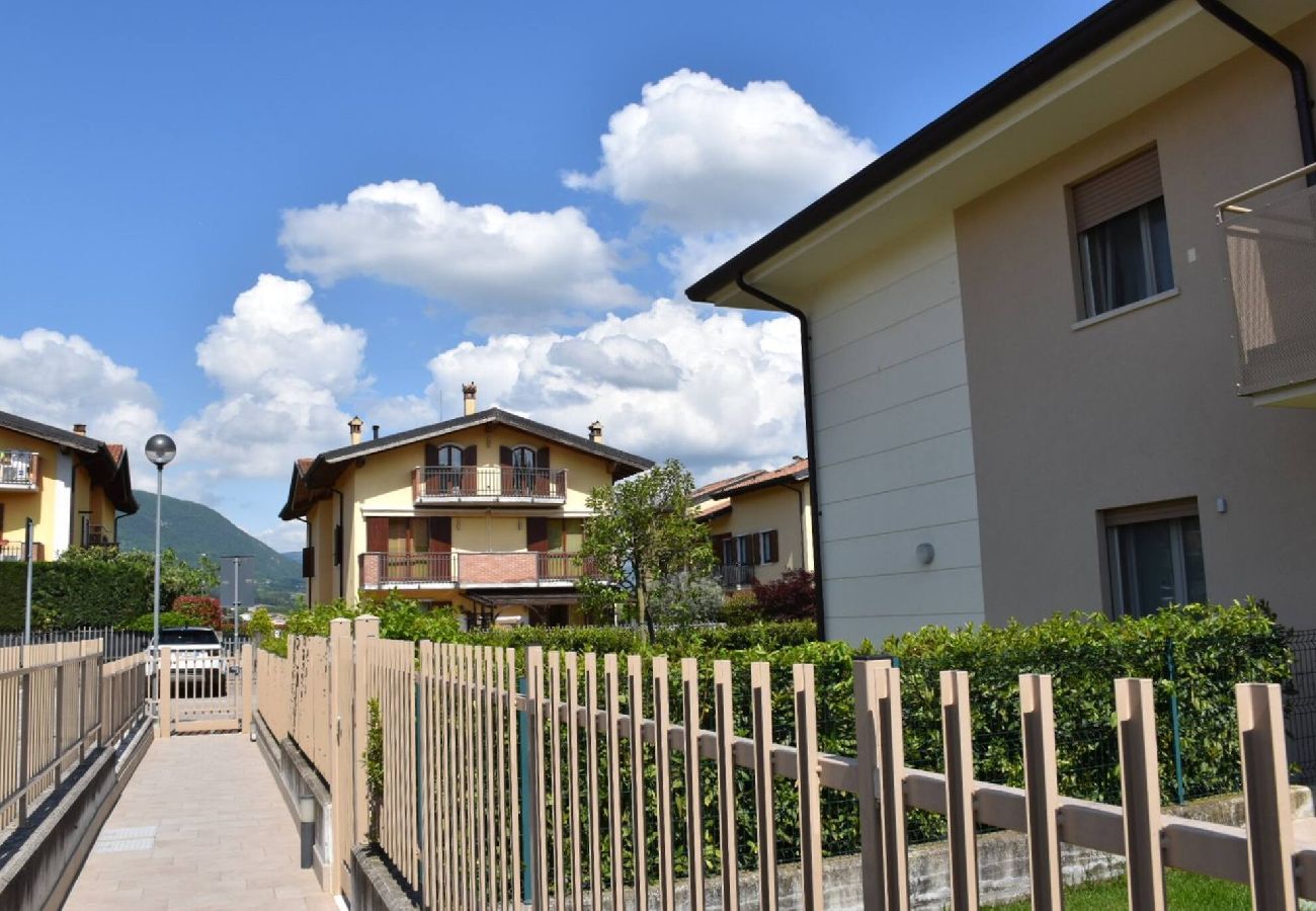 Apartment in Costermano - Appartamento Casa Aida a Costermano